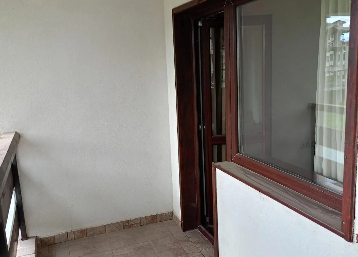 103 - Large 2 Bed Apartment 반스코